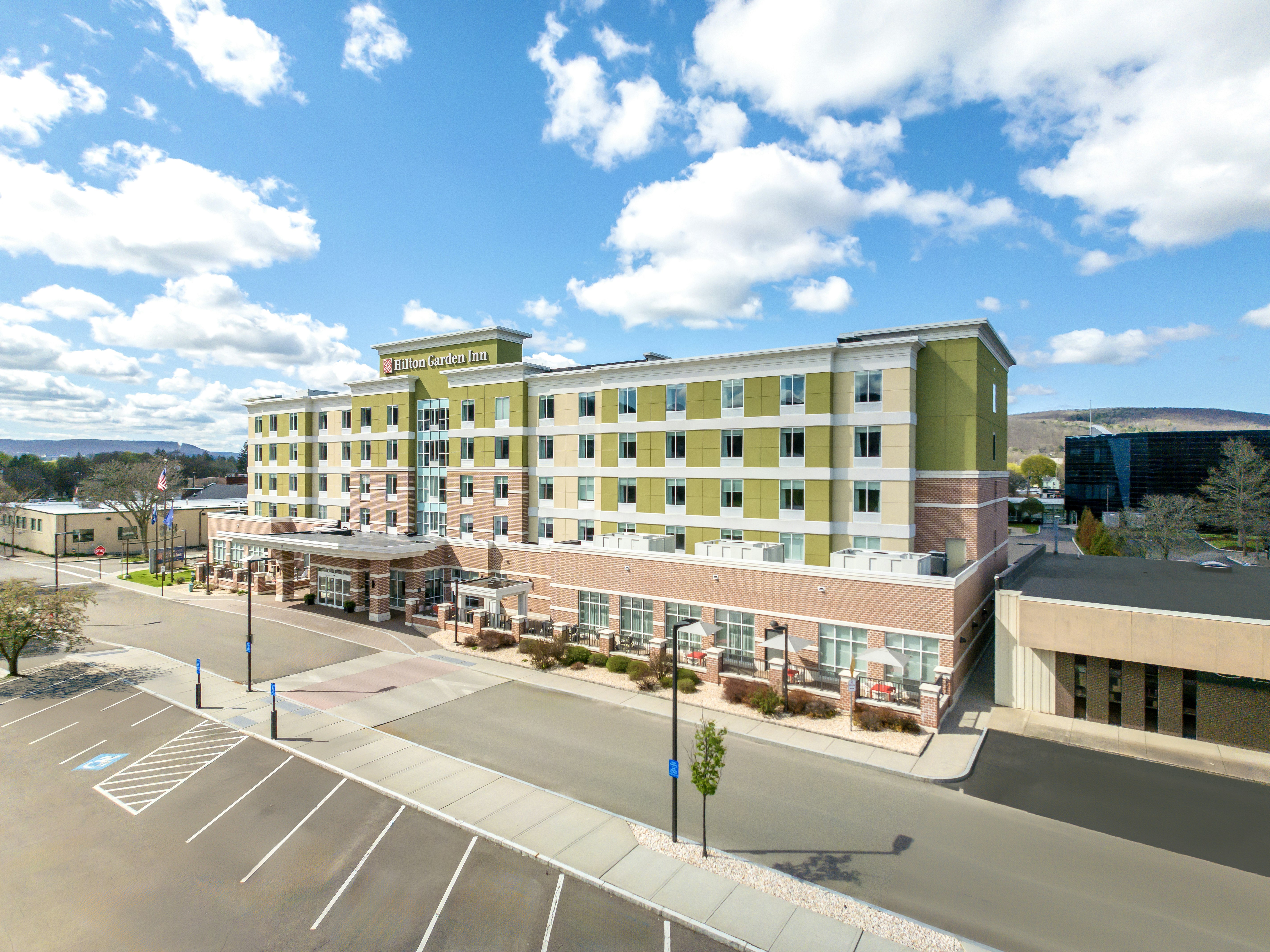 Hilton Garden Inn Corning Downtown 14/50