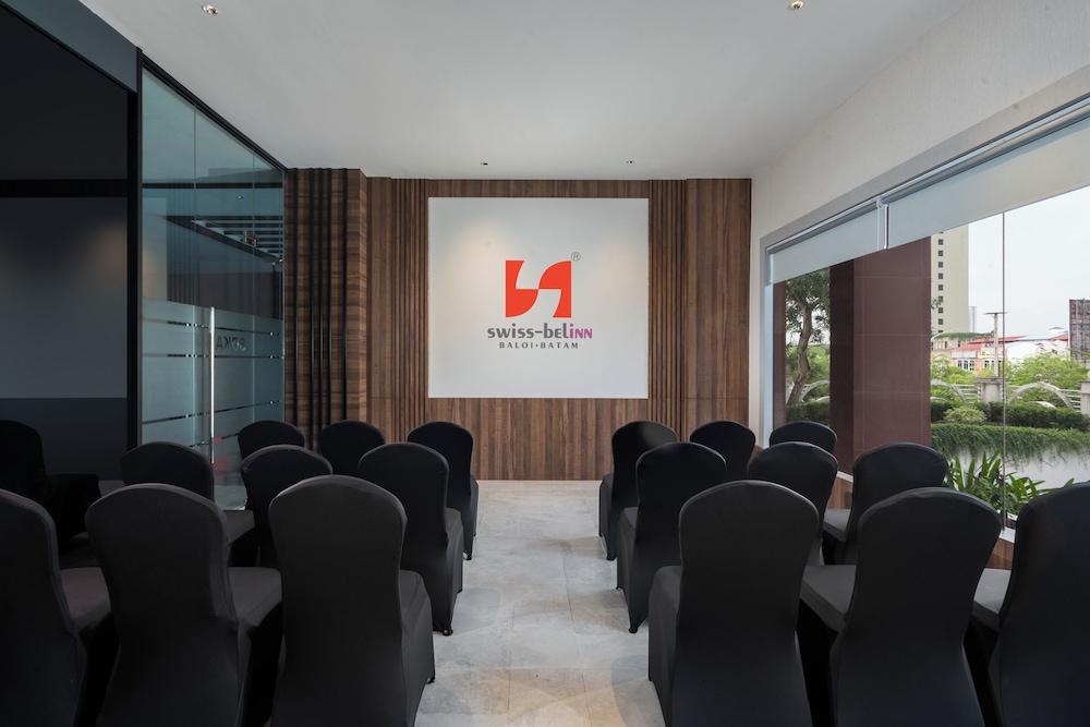 Swiss Belinn Baloi Batam 48/63