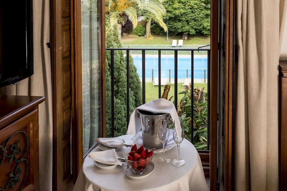 PARADOR DE CAMBADOS 35/50