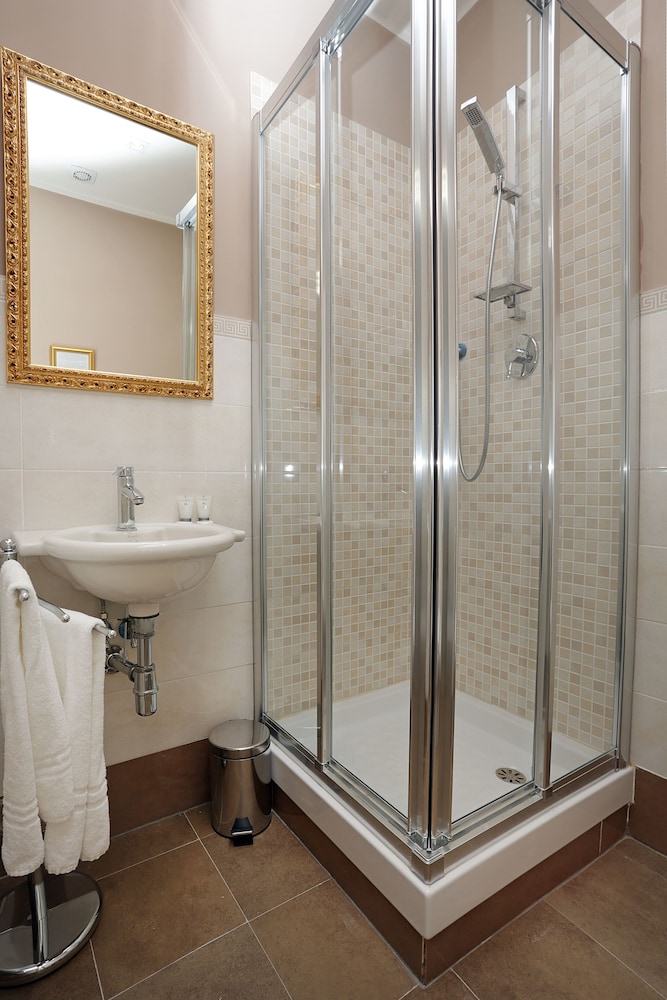DG Prestige room 18/53