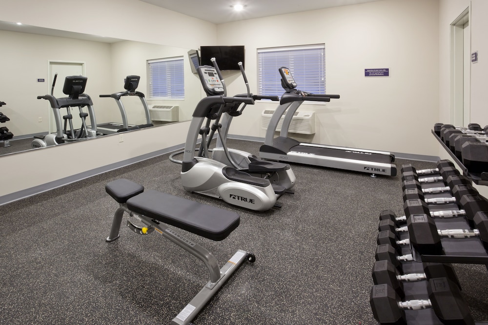GrandStay Hotel & Suites Rock Valley 8/32