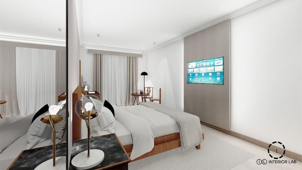 Reveron Plaza Hotel 7/38