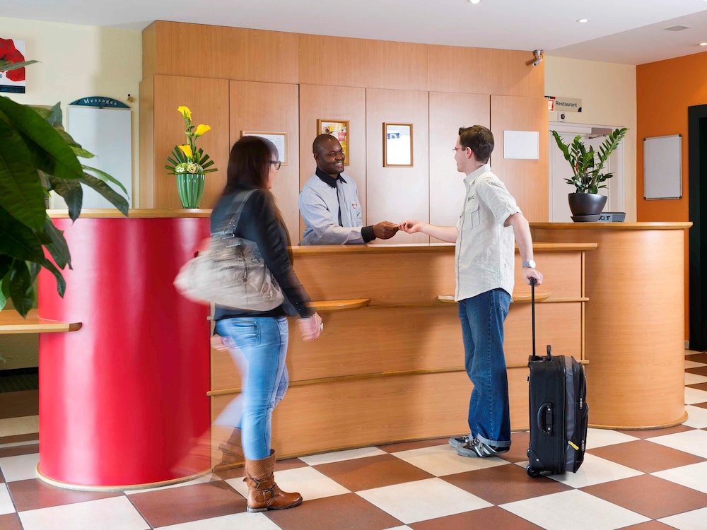 lobby