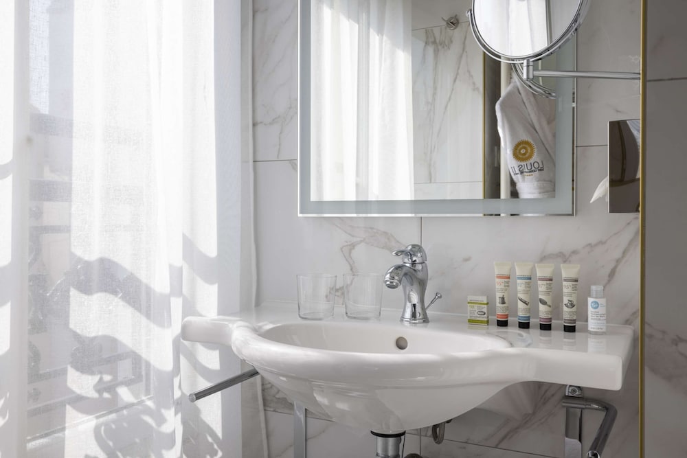 غرفة سوبيريور بسرير كوين، Hotel Louis 2 2/4