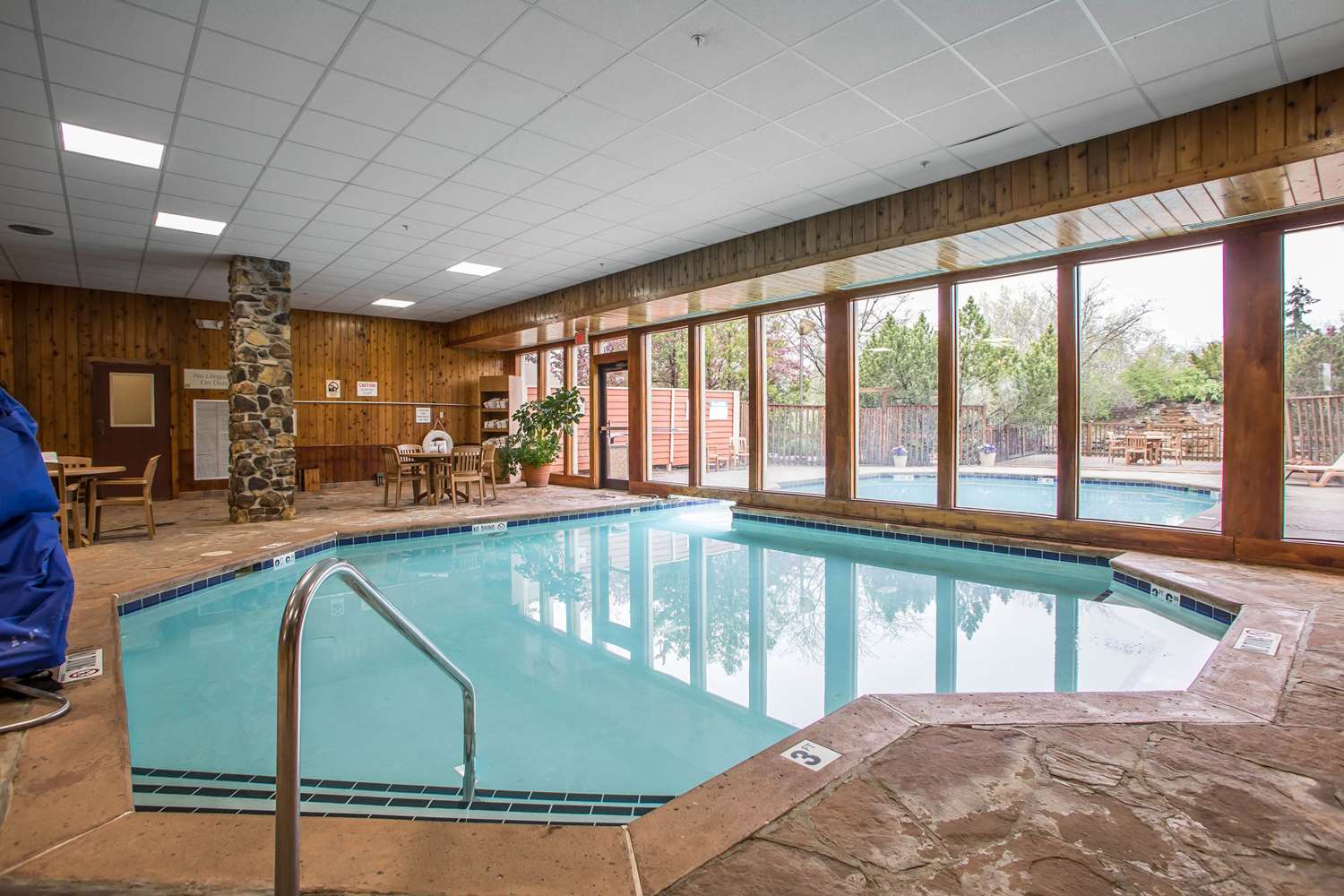 Clarion Inn Merrillville, IN 8/18