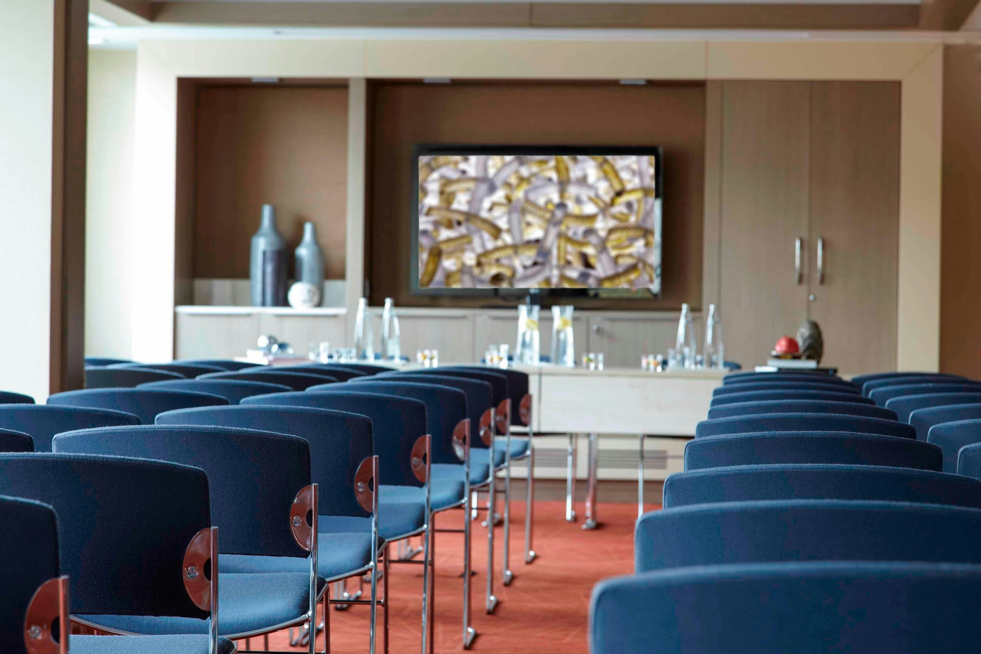 Renaissance Istanbul Polat Bosphorus Hotel 56/68