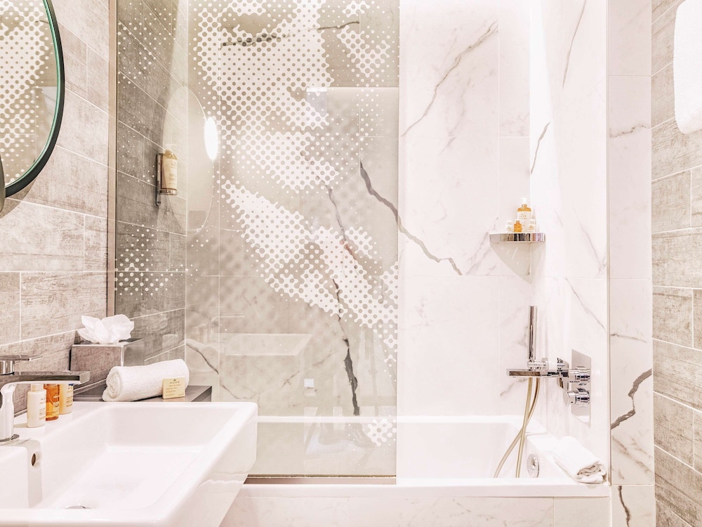 MERCURE PARIS ALESIA 8/66