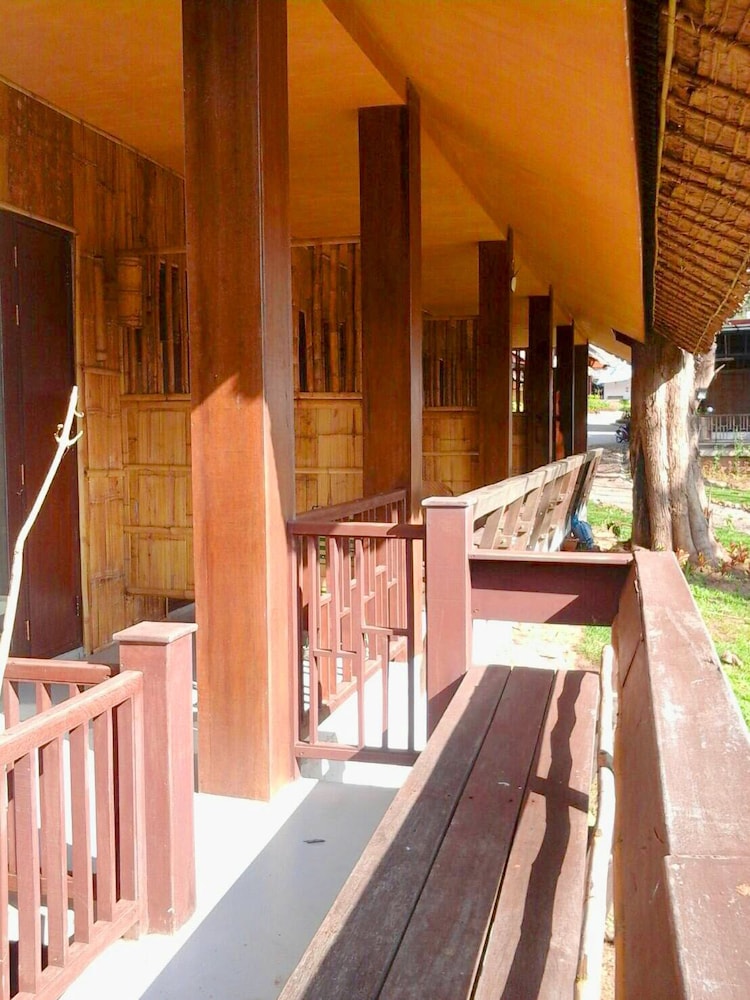 Suan Mork Kham Resort 9/23