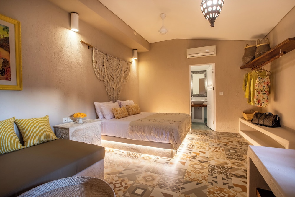 PinkPrivate Sanur - for Cool Adults Only 16/50
