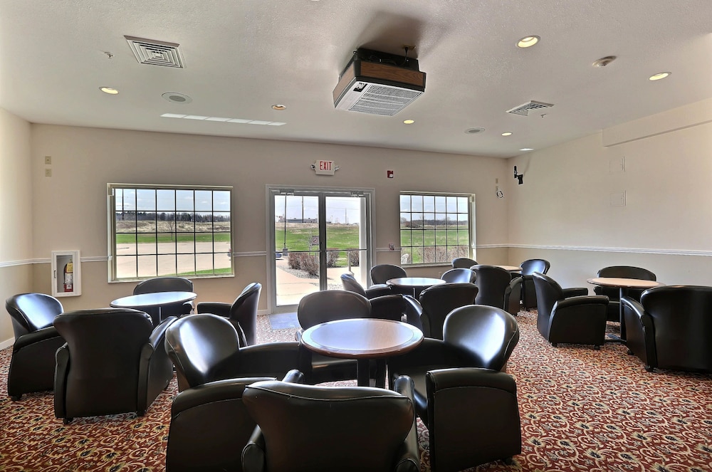 Boarders Inn Amp Suites 42/63