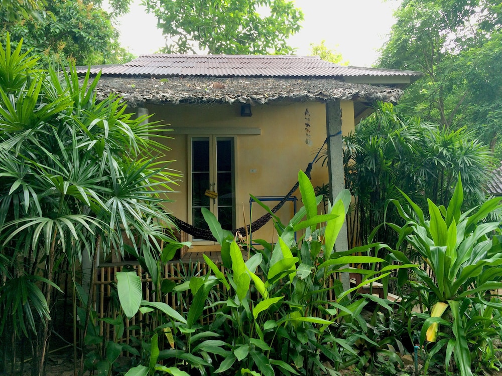 Kuad Khon Thoe Pai Cottage 4/62