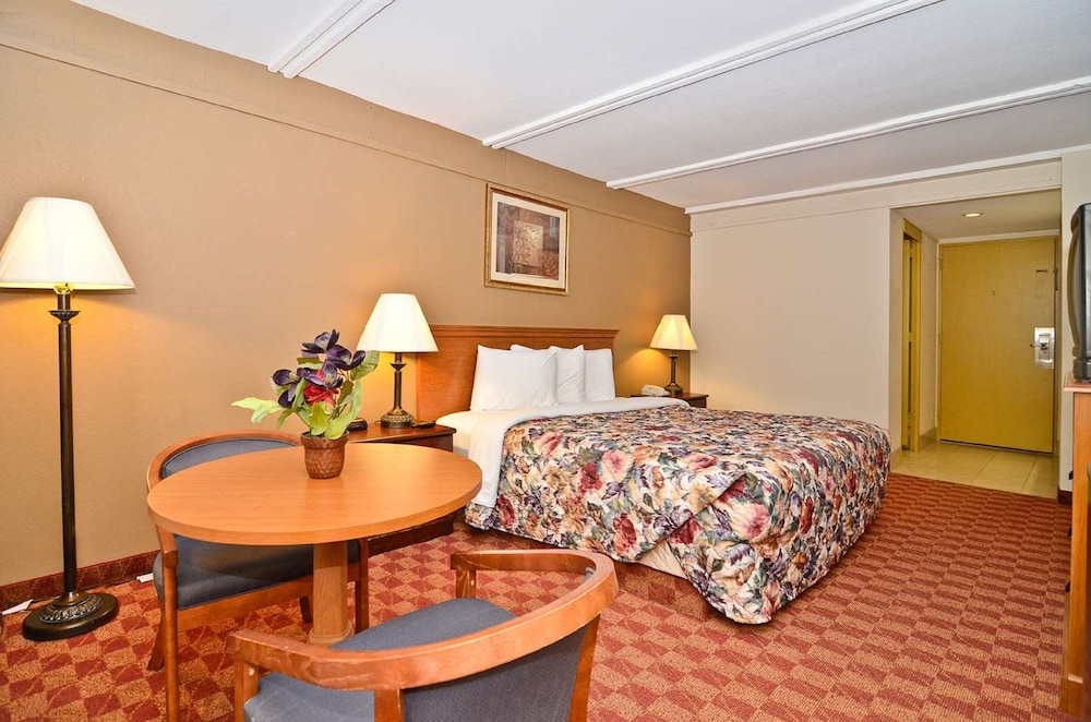 Stay Express Inn Athens 7/43