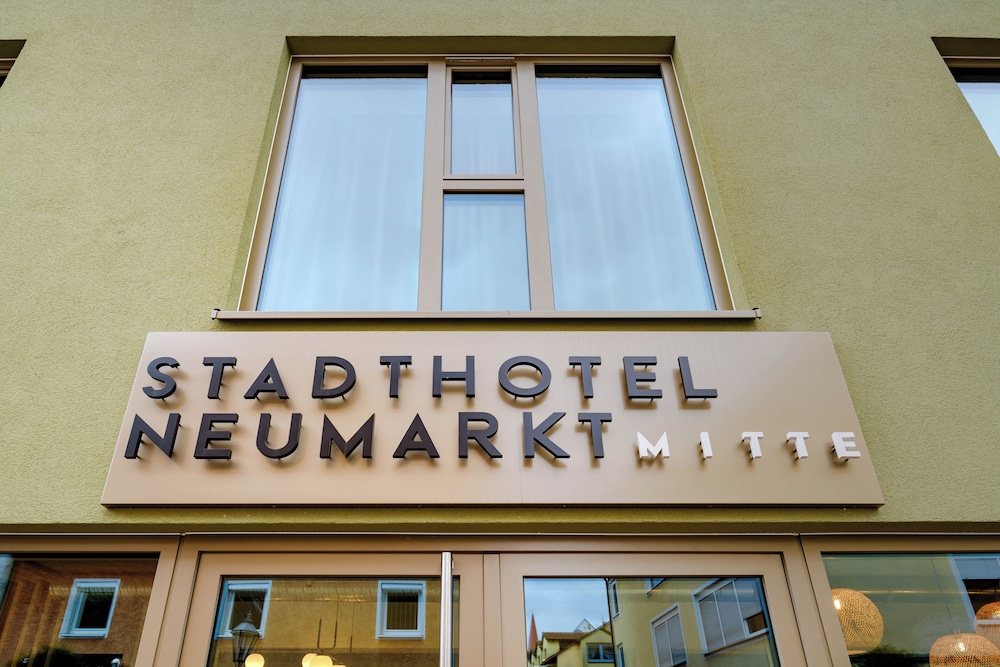 Stadthotel Neumarkt Mitte 1/28