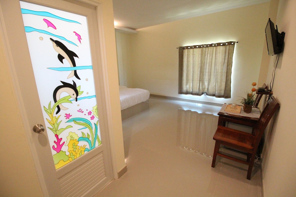 On Green Resort 8/50