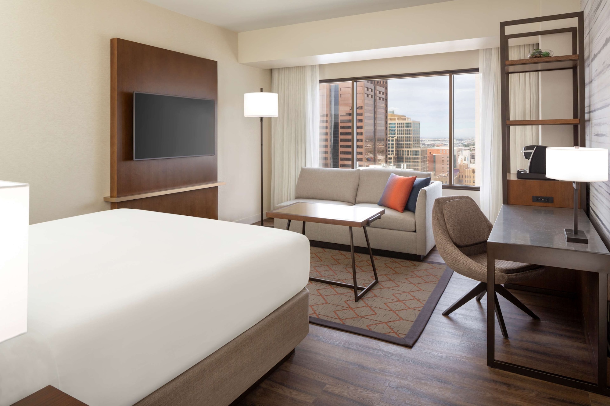 ROOM, KING BED, ACCESSIBLE