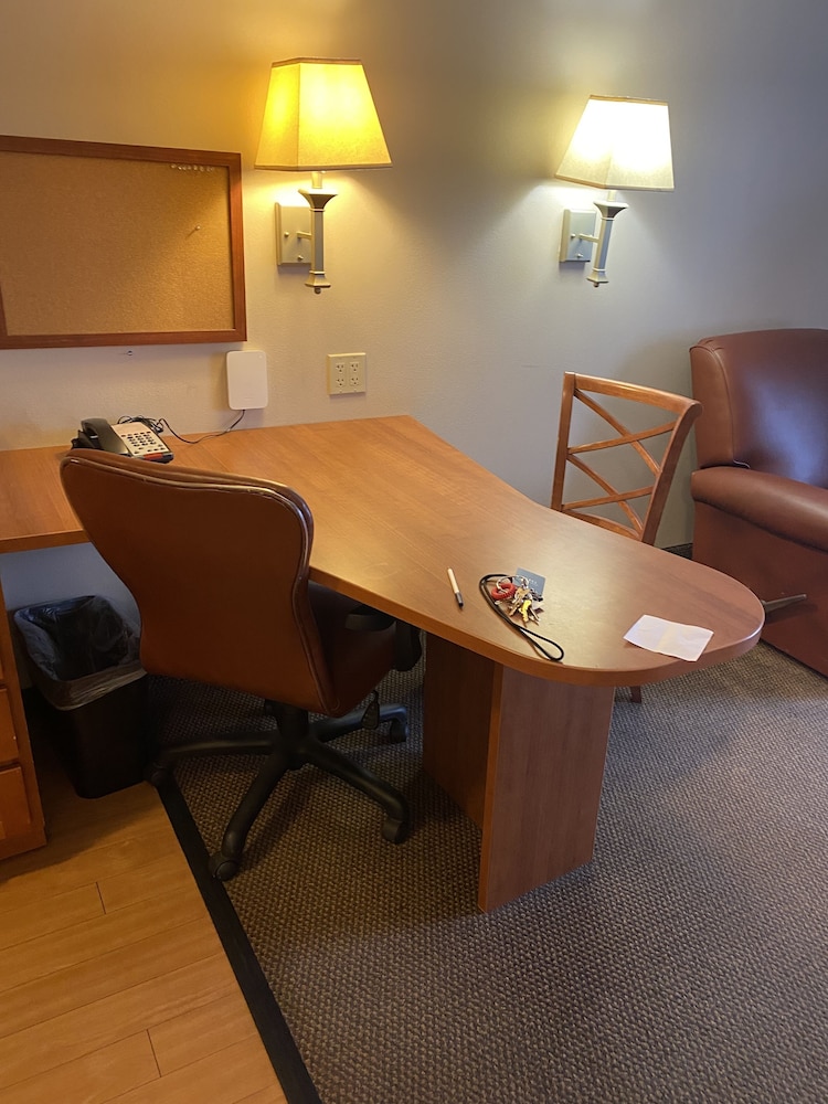 Candlewood Suites Williamsport 58/77