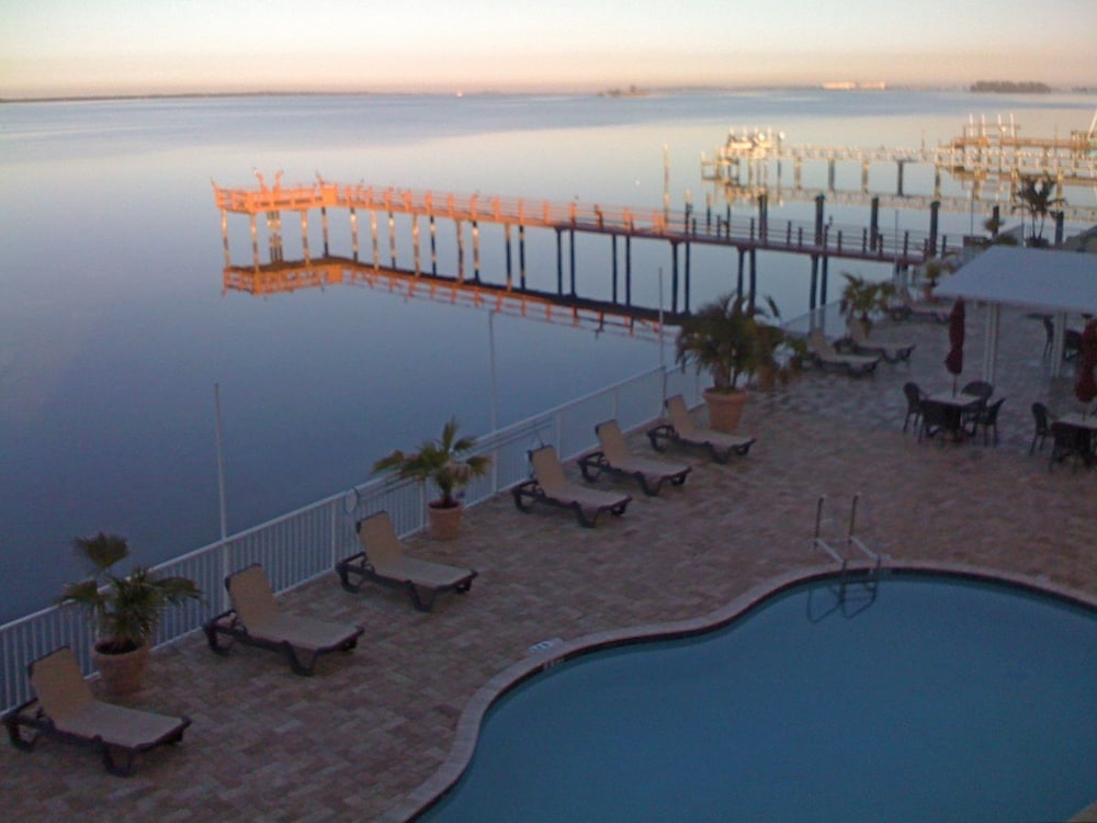 Beso Del Sol Resort 30/63