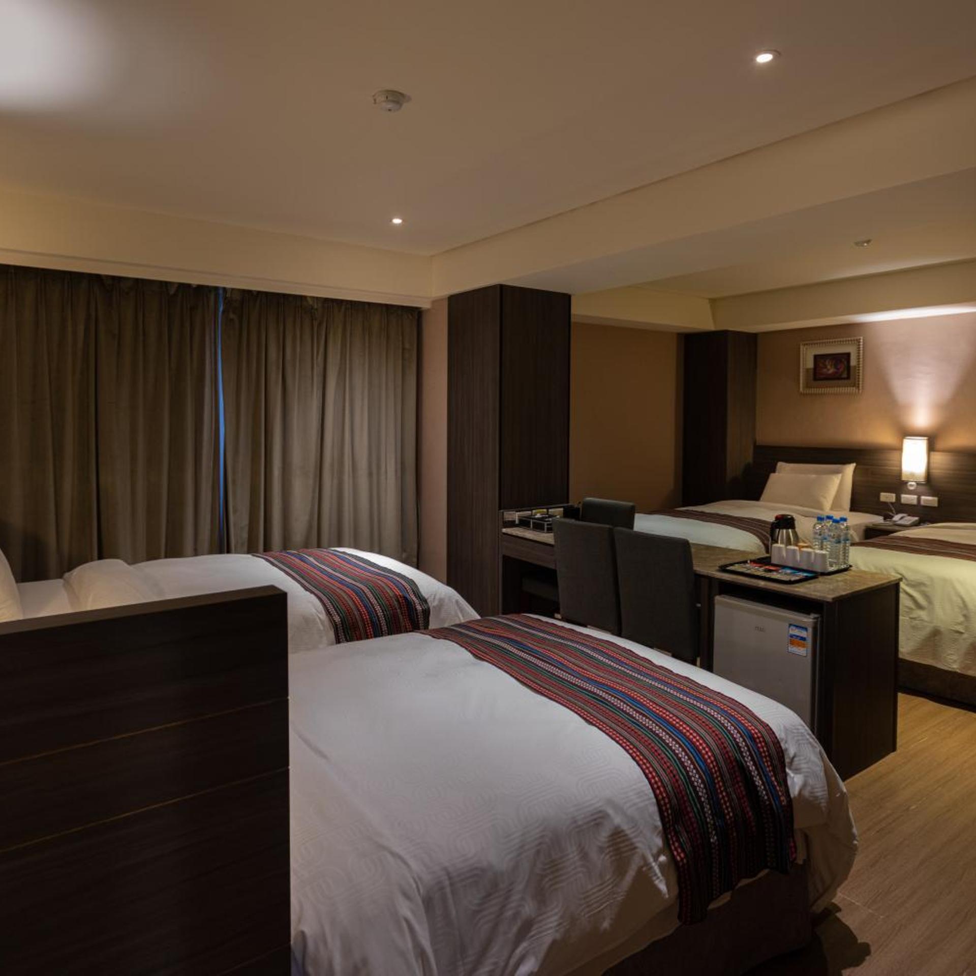 Royal Guest Hotel 18/41