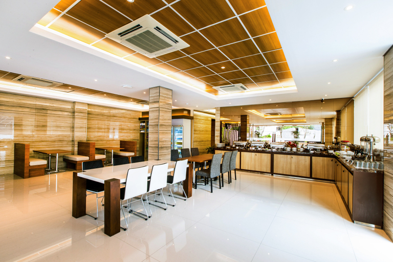 The Point Hotel Balikpapan 3/11
