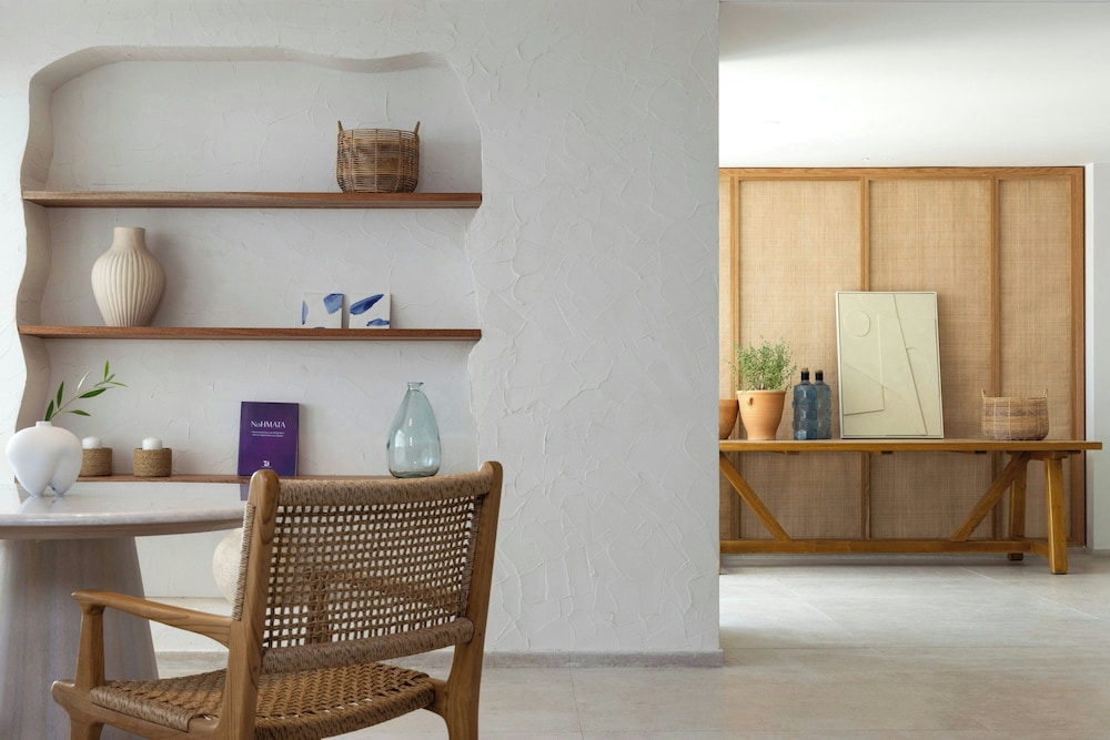 Patmos Aktis Suites And Spa 12/86