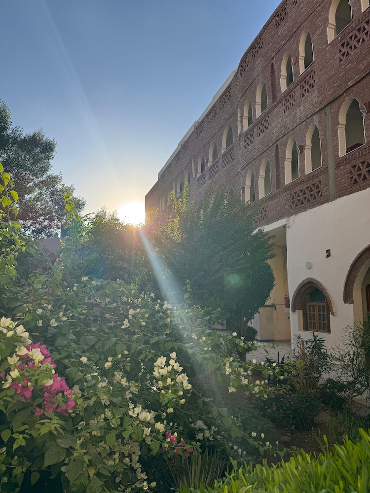 Hotel Sheherazade 39/47