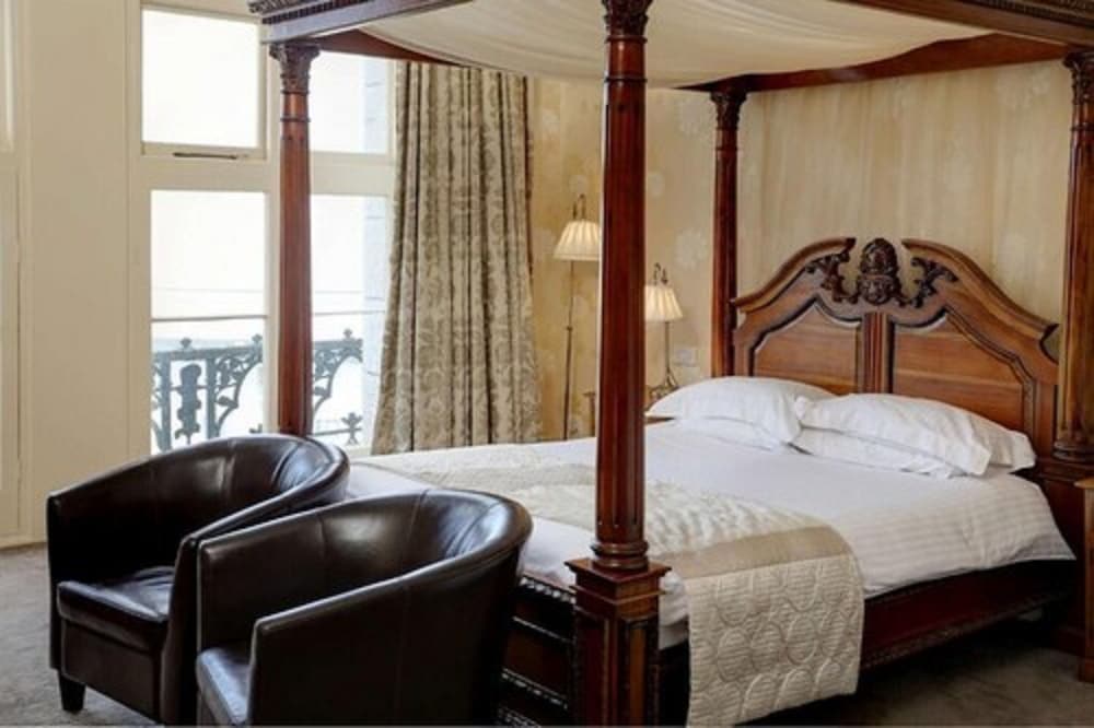 The Duke Of Cornwall Hotel 51/73