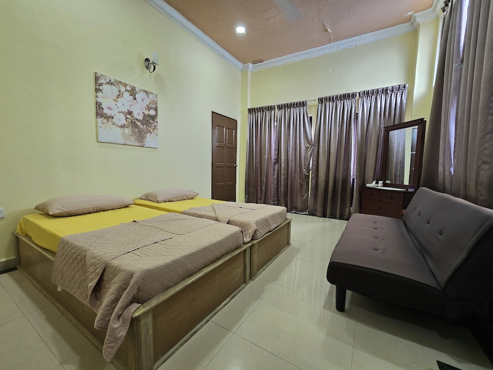 Hotel O Villa Impiana 35/75