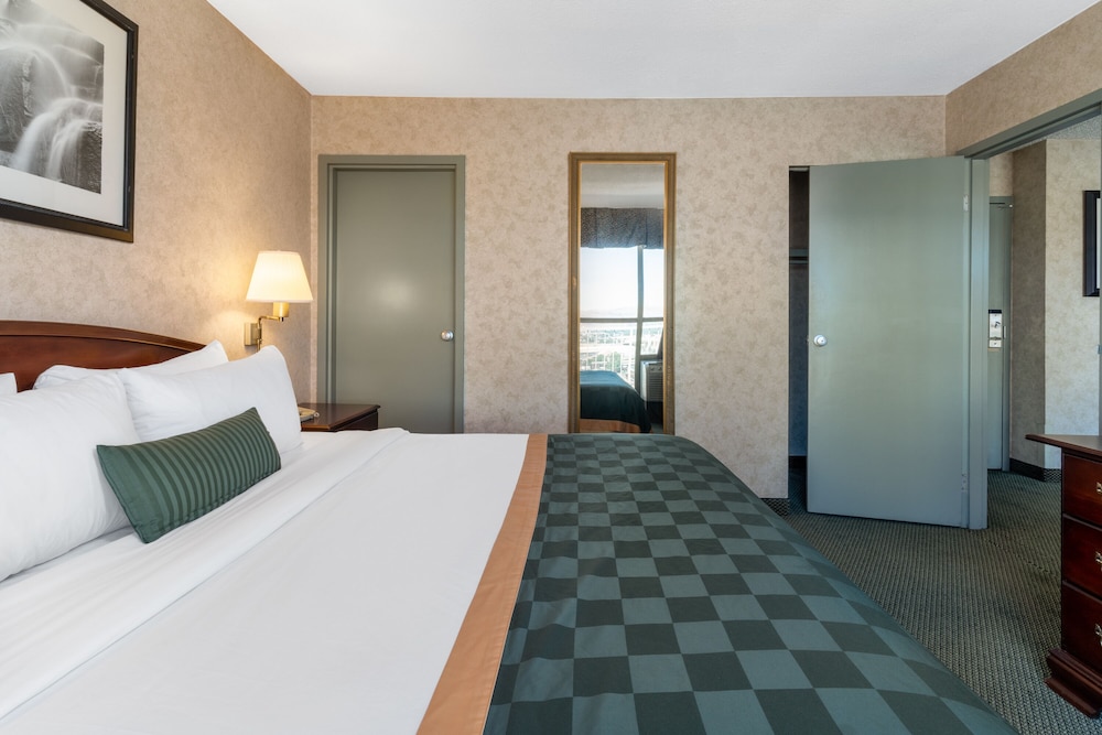 1 Bedroom, Suite, King Bed