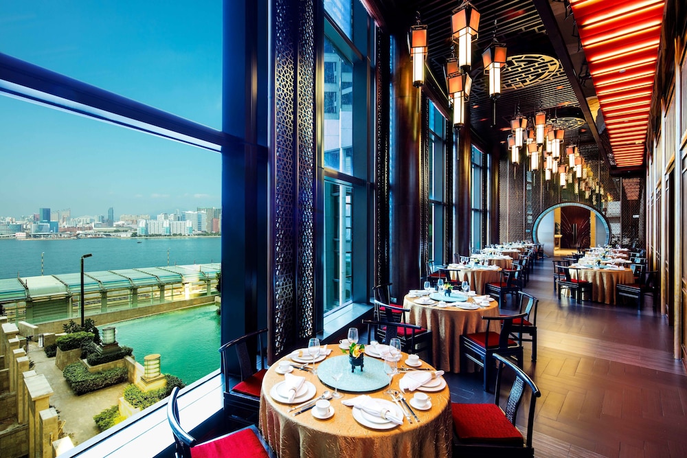 Harbour Grand Hong Kong Hotel 52/68