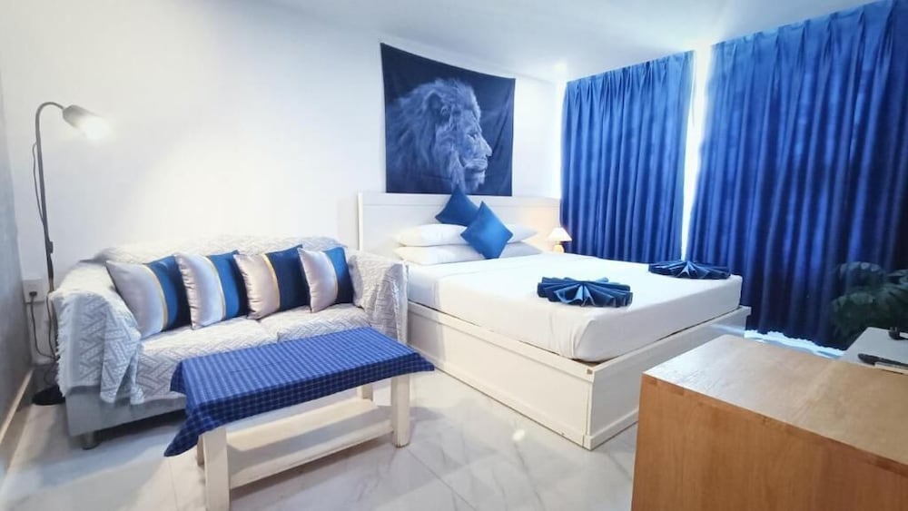 Queen Central Apartment-Hotel 18/26