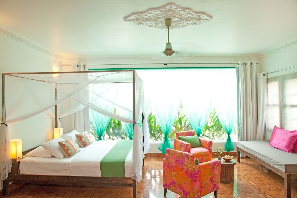 The Pavilion 46/69