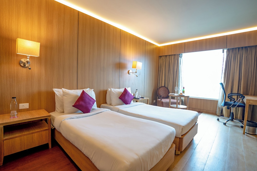 Royal Orchid Central Jaipur 15/58