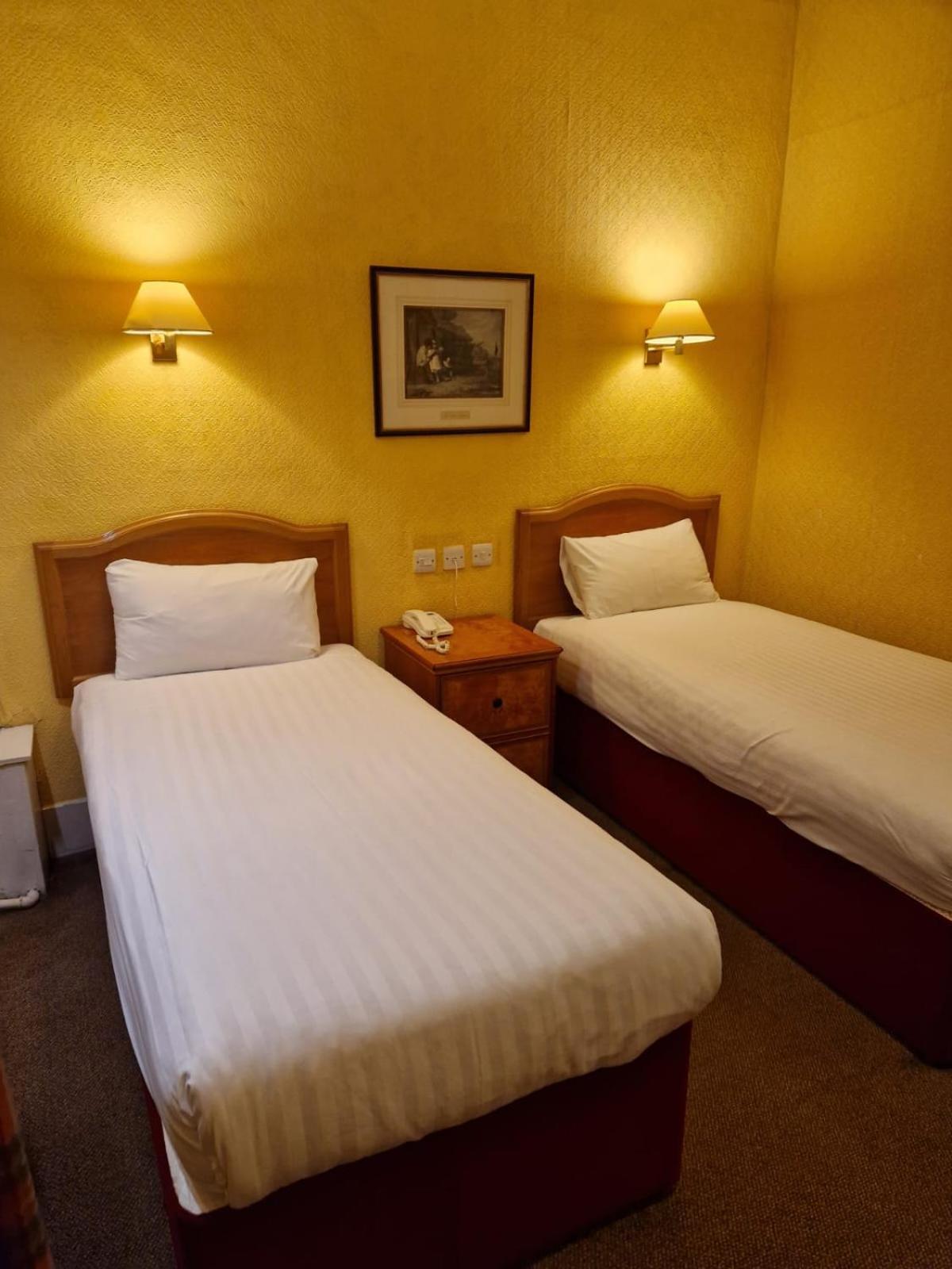 Twin or Double Room Cosy