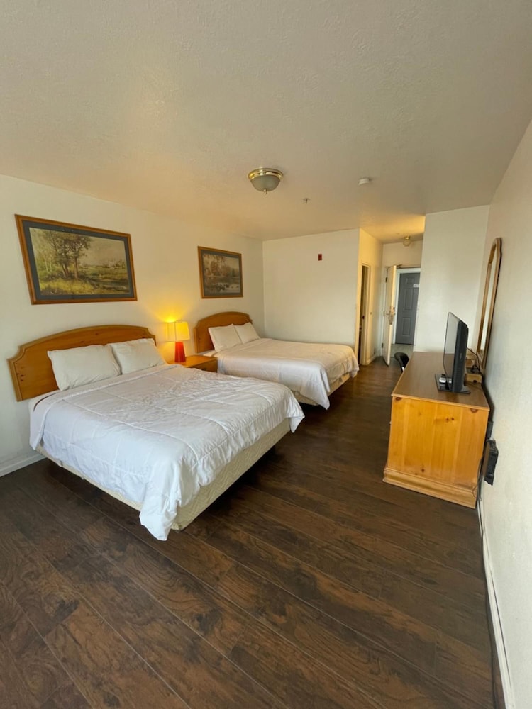 Quality Inn Carlin 27/58