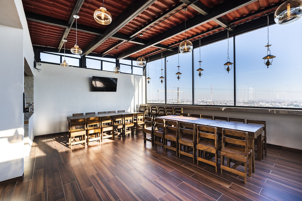 Capital O Hotel Joyma Suites, San Luis 37/53