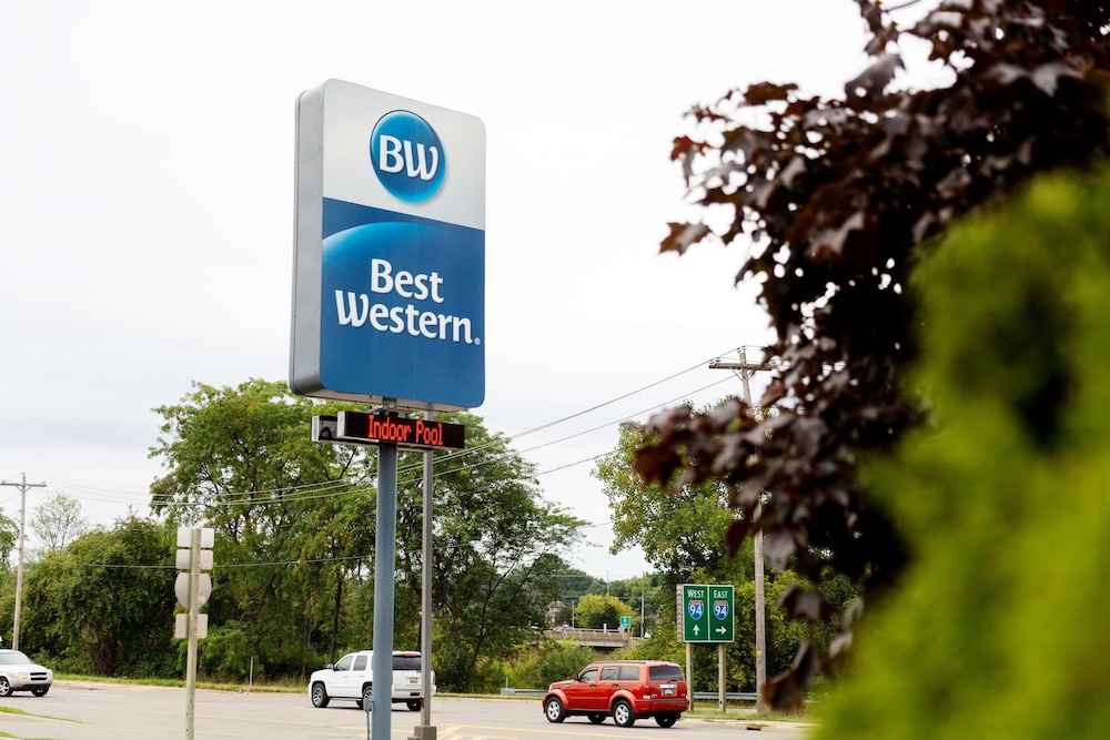 Best Western Executive Inn Battle Creek 4/46