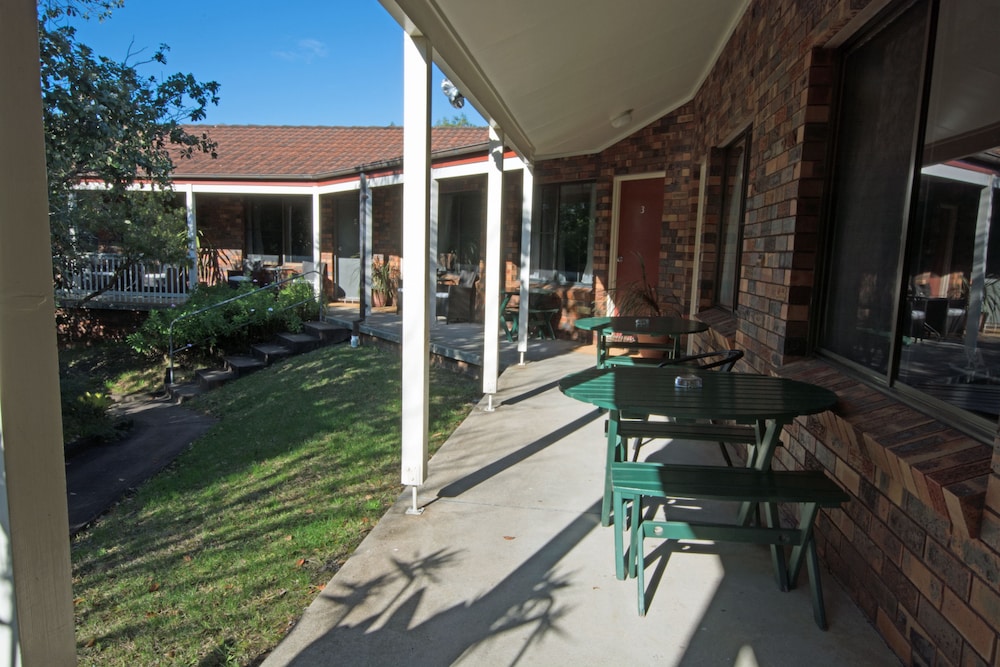 Anchor Bay Motel 42/50