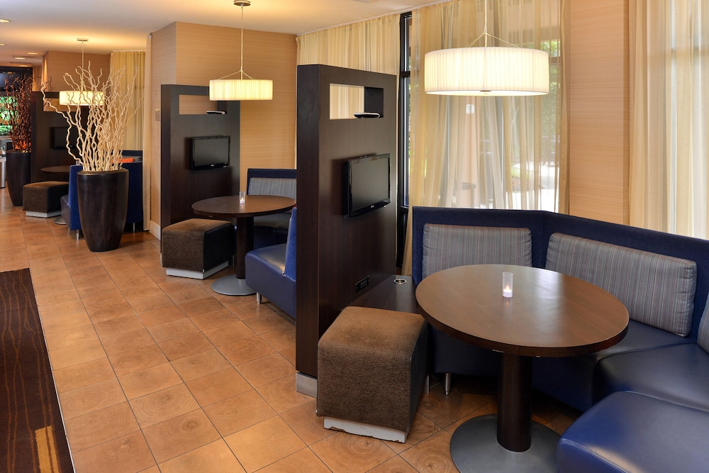 Courtyard Laredo 22/32