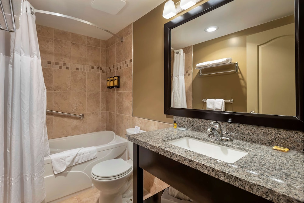 غرفة قياسية صغيرة بسرير كوين، Best Western Plus Baker Street Inn 7/9