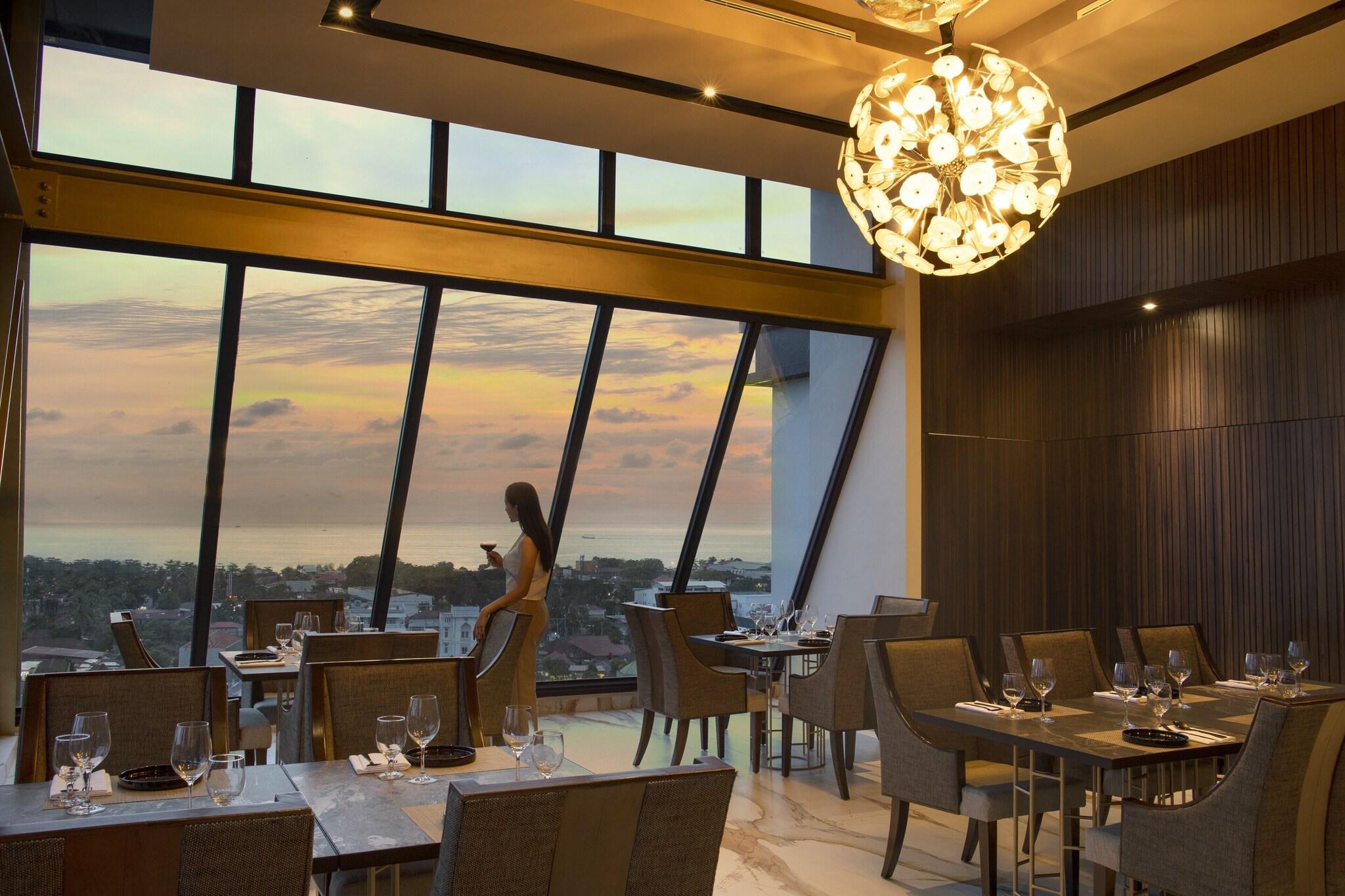 Hotel Santika Premiere Padang 18/21