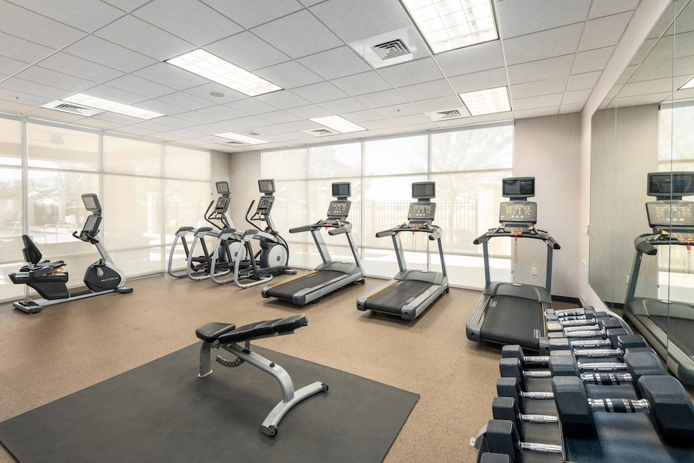 Fairfield Inn Suites Phoenix Chandler Fashion Center 42/65