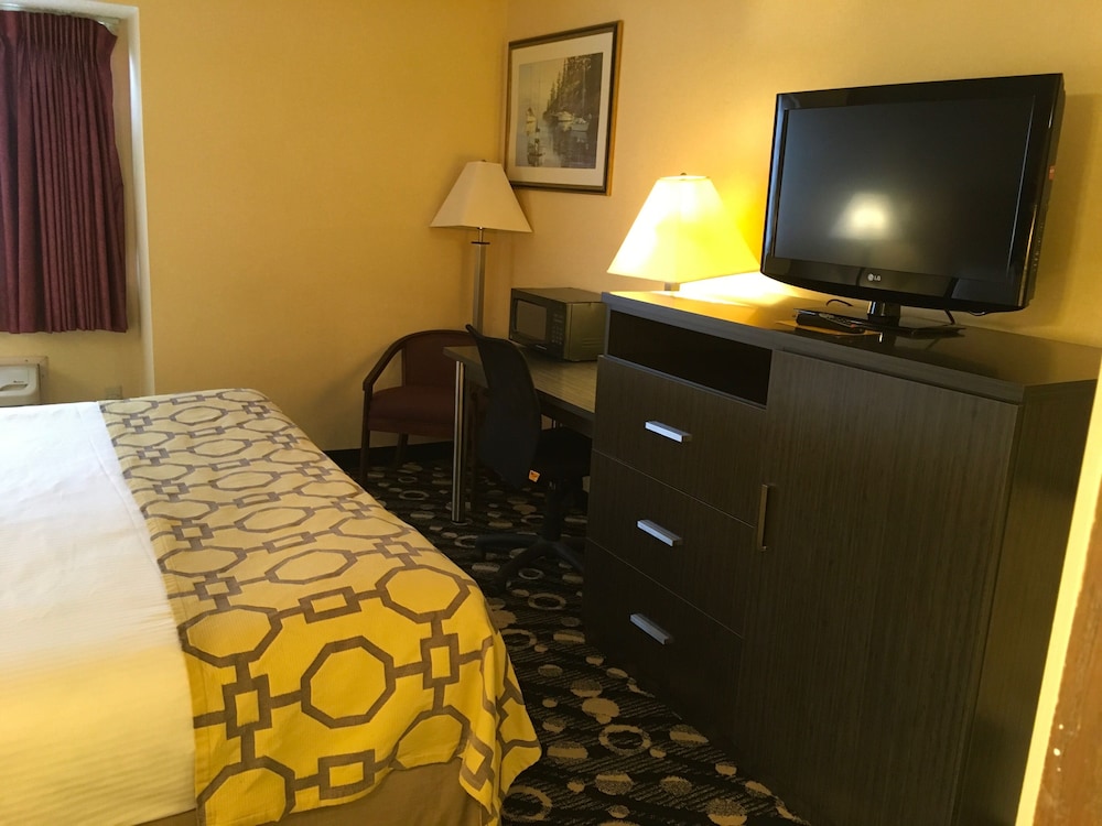 Baymont by Wyndham Branford/New Haven 24/45