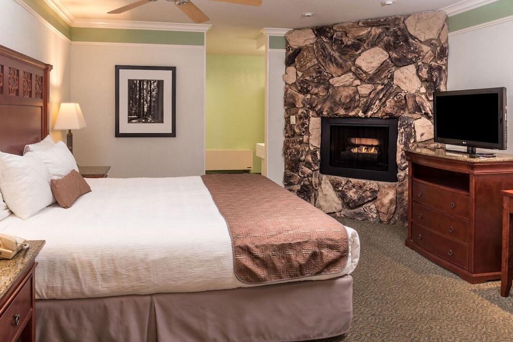 Laurel Inn & Conference Center 24/62