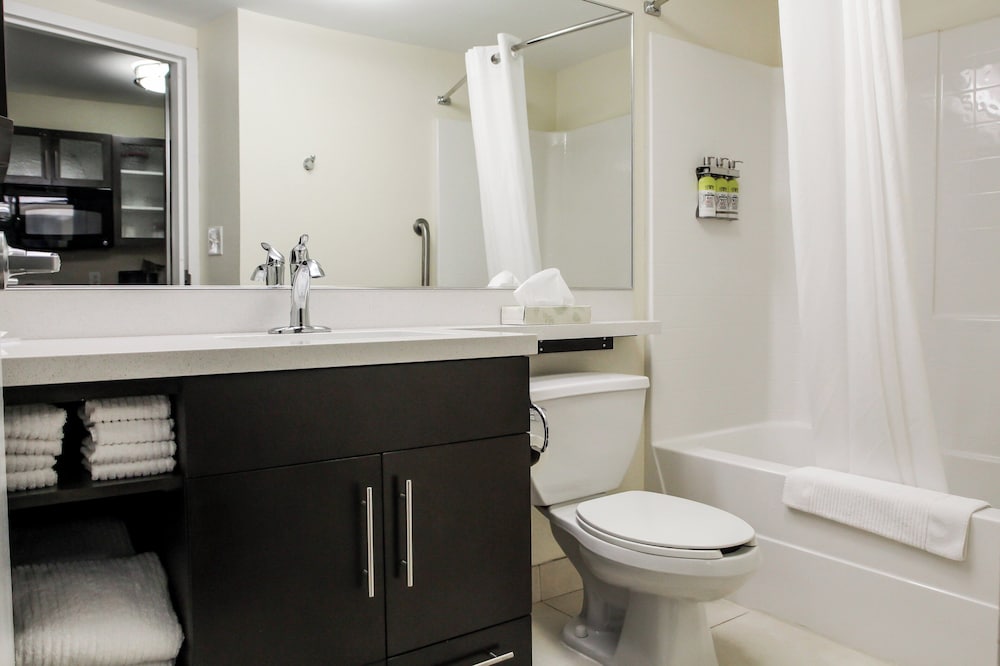 Candlewood Suites Richmond North Glen Allen 52/56
