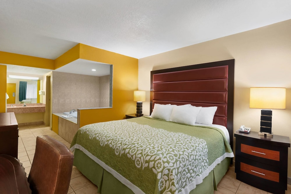 Days Inn N Orlando Casselberry 13/49