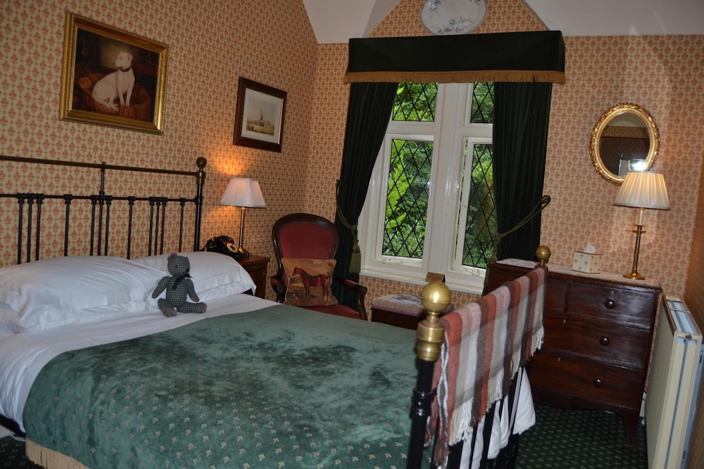 Rylstone Manor Hotel 17/50