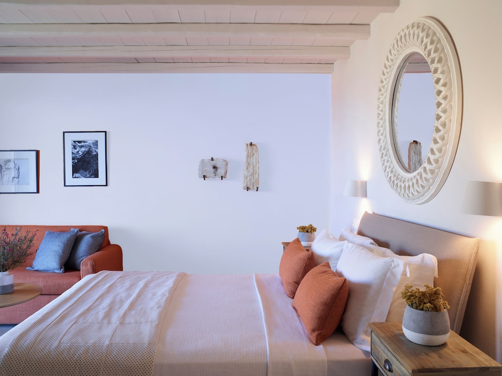 غرفة بريميوم بسرير كينج بإطلالة على البحر، Aeolis Tinos Suites 4/10