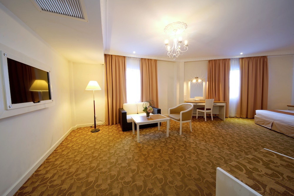 Permai Hotel 26/50
