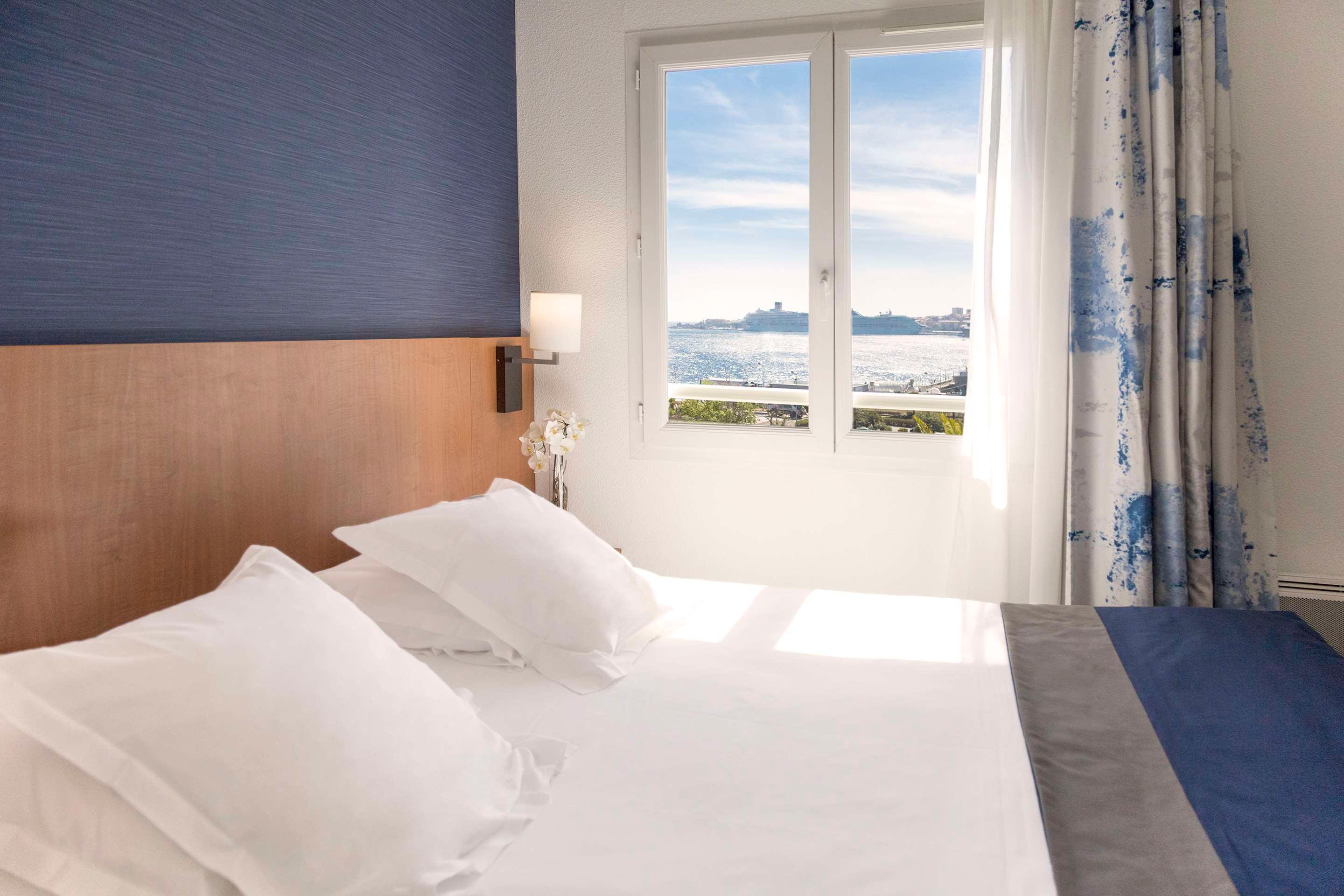 1 Bedroom, Suite, 2 Trundle Beds, Queen Bed, Sea View, Living Area, Terrace