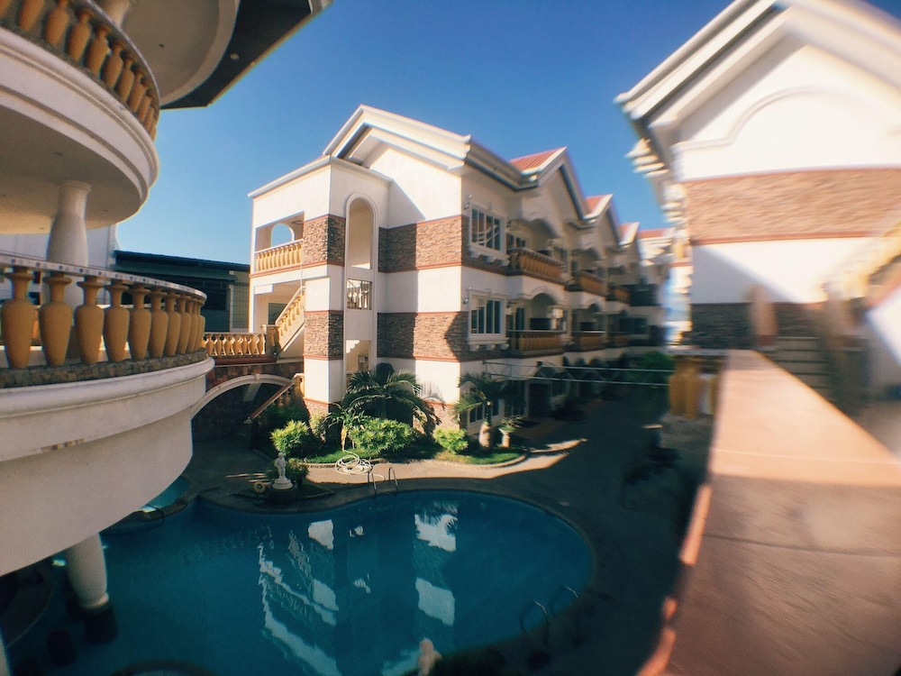 Casablanca Hotel Condominium 27/29